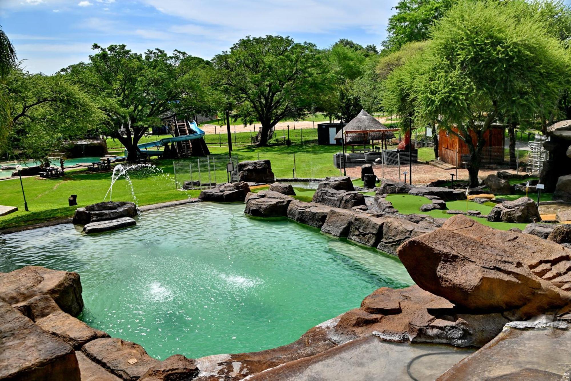 Seasons Golf, Leisure, Spa Hartbeespoort Dış mekan fotoğraf